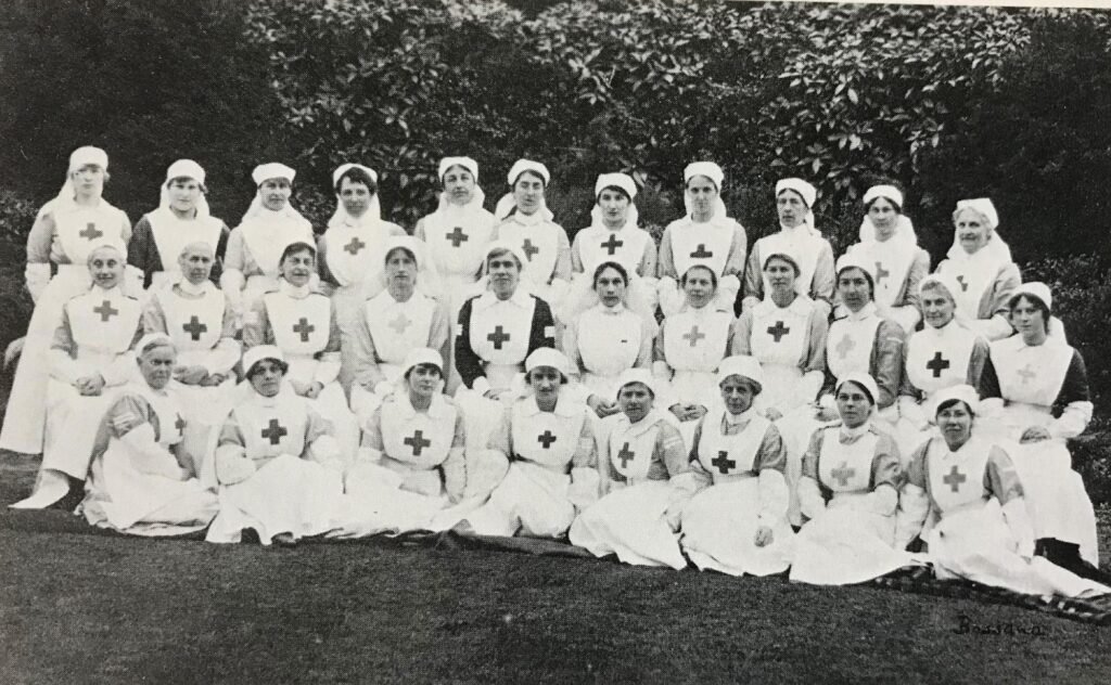 Ongar Voluntary Aid Detachment.
[The Matron Ethel Jones is in the centre of the picture]
