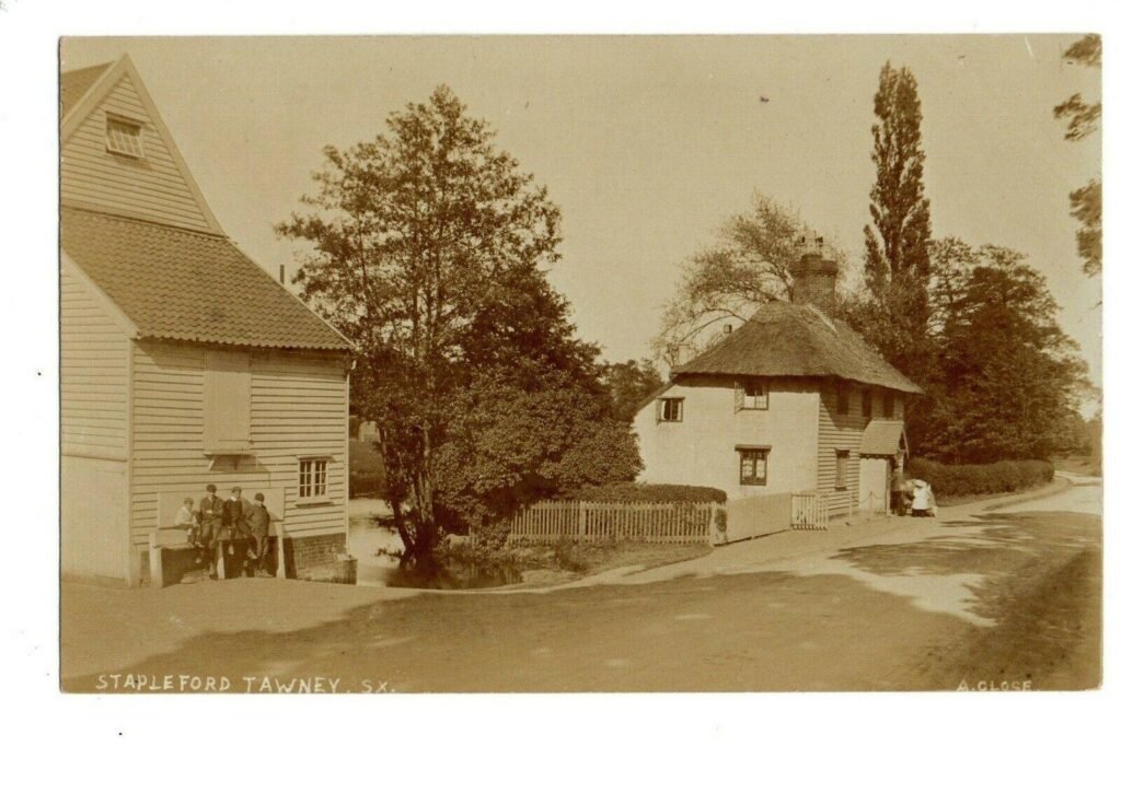 Stapleford Tawney