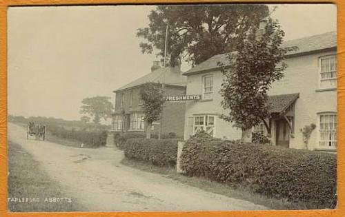 Stapleford Abbotts