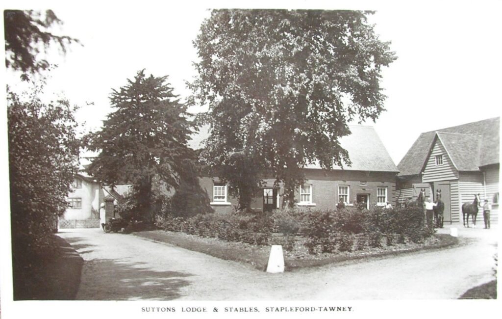 Suttons Lodge and Stables
